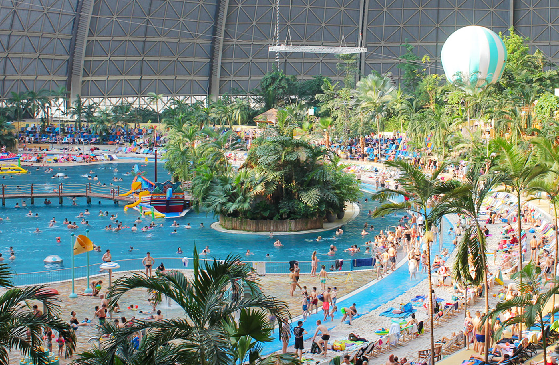Deutschland, Brandenburg: Tropical Islands