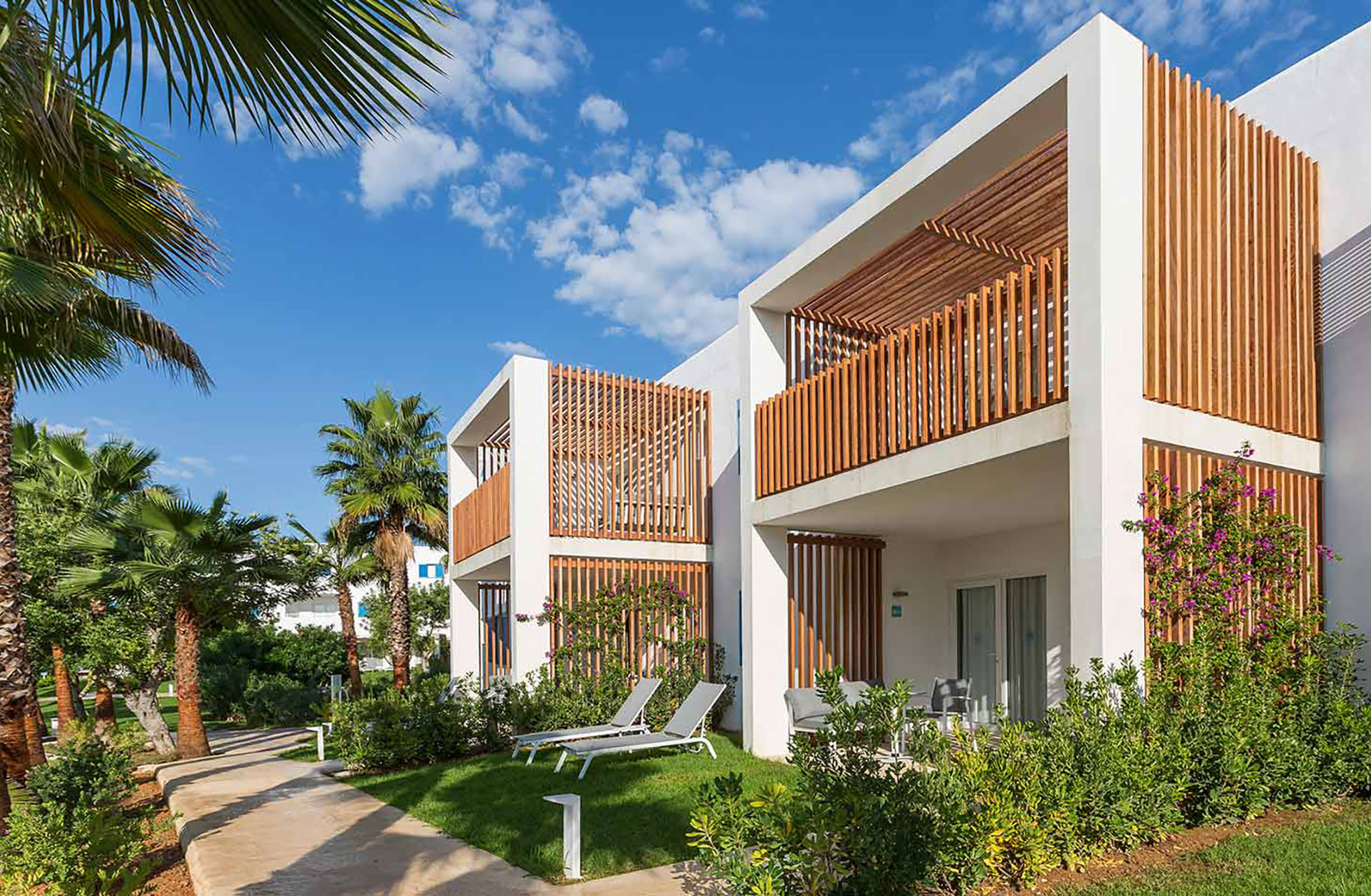 Cooee Cala Llenya Resort
